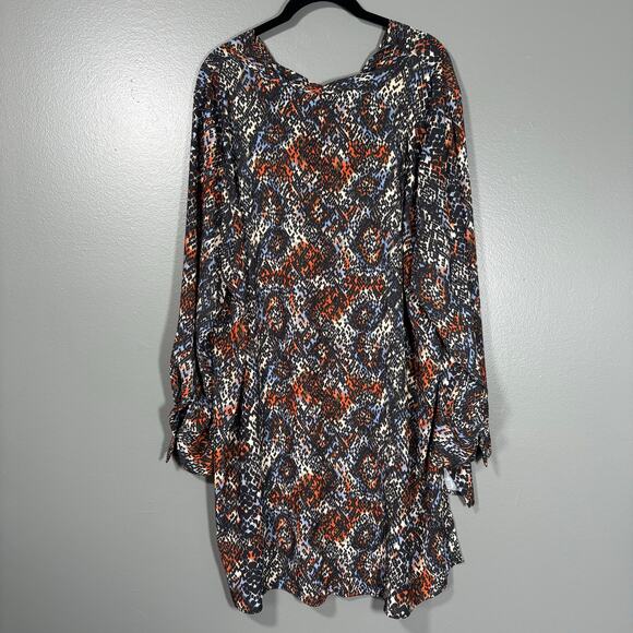 Eloquii Colorful Animal Print High Low Tunic Length Top - 20 - Women's Plus Size - Picture 7 of 7